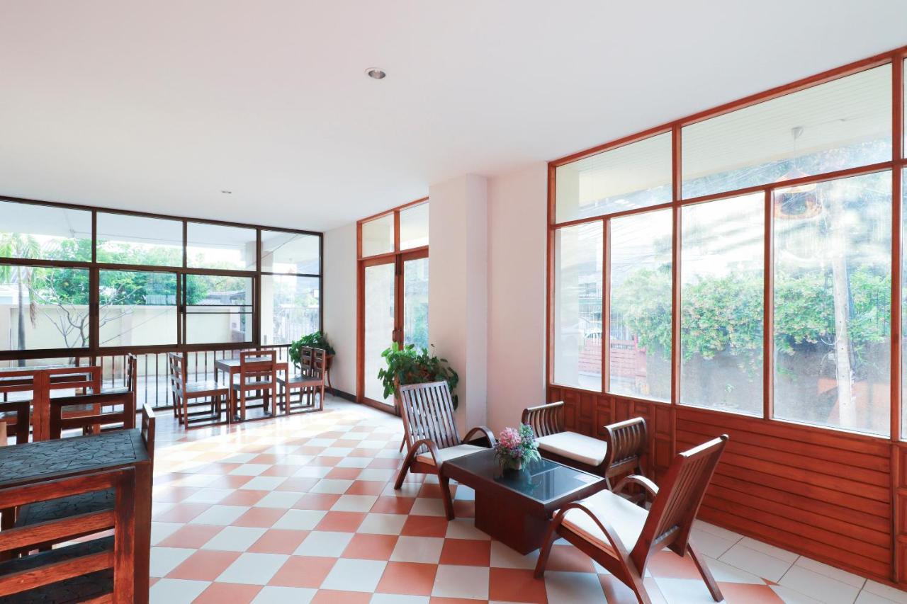 Oyo 794 Nice Mum Lodge شيانغ ماي المظهر الخارجي الصورة